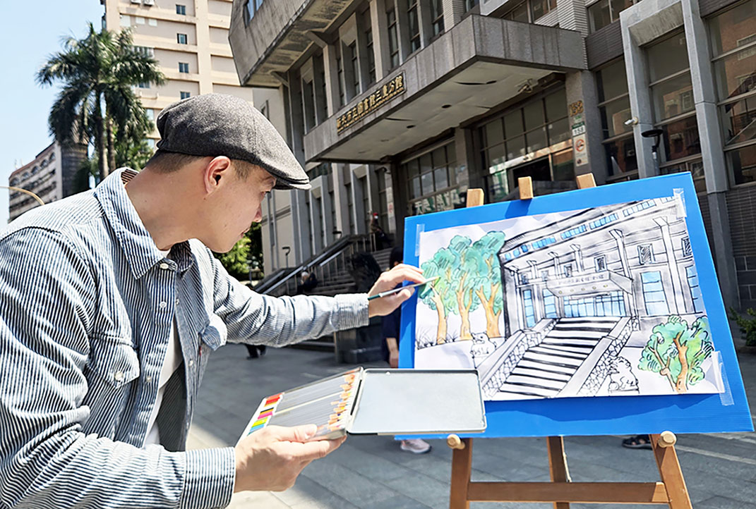 寫生徵畫活動新聞照片