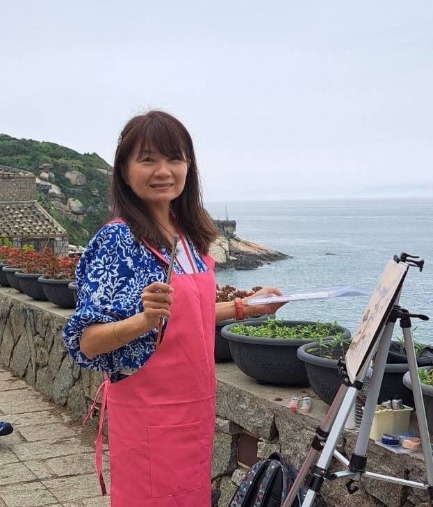 畫家林杏雯照片