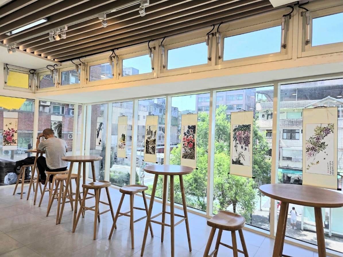 瑞芳區樂齡中心115年水墨花鳥班師生成果展照片03